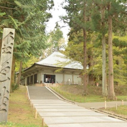 東北岩手平泉中尊寺金色堂